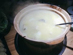 养颜花胶鸡-捞围鲜·港式打边炉(海阳路店)