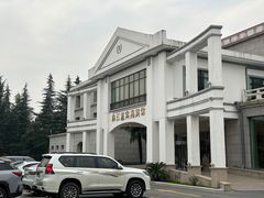 -曲江惠宾苑宾馆(大雁塔大唐不夜城店)