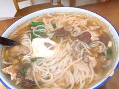 -邱芳粉店(迎宾大道旗舰店)