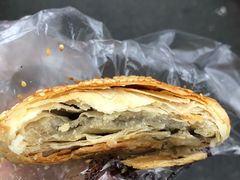 黑芝麻烧饼-朱记小郑酥烧饼(建康路店)