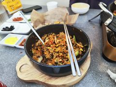 -豚妈妈汤饭·部队锅(南京东路店)