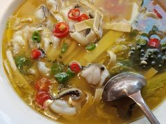 -川流不息·地道川菜·小龙虾(新松江路店)