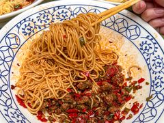 -李与白包子铺(桐梓林店)