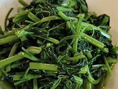 -川流不息·地道川菜·小龙虾(新松江路店)