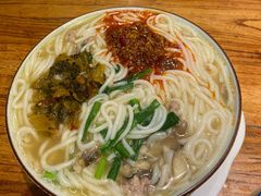 -滇香肴·云南菜蒸汽石锅鱼(云南北路店)