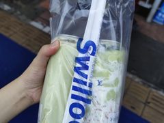 -新加坡斯味洛·鲜奶茶(石牌东店)