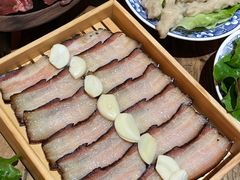 -旧街市鲜货老火锅(大光路店)