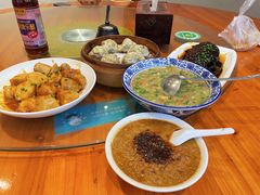 -荣家小吃(紫阳街店)