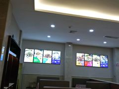 -鲁班小馆(政四街店)