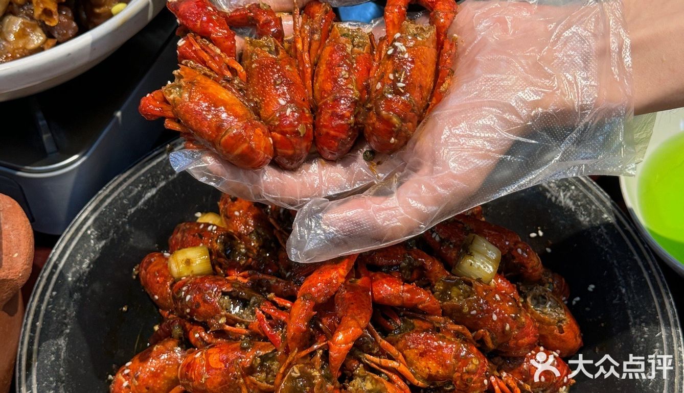 长江大桥下的！湖北菜！快去吃！！