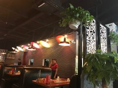 大堂-湄公河秘制烤鱼(西双十贰城商业中心店)