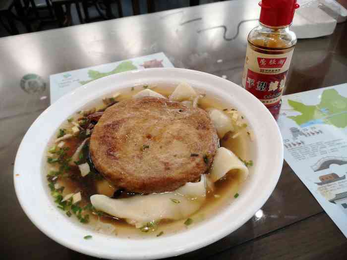 大块头馄饨-"在芦墟很有名的美食店,小排馄饨是招牌,老.