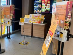 -麦当劳(沙河店)
