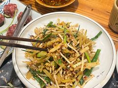 -贵厨酸汤牛肉(花果园国际中心店)
