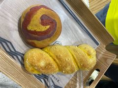 -焙丽拾光(麦凯乐直营店)