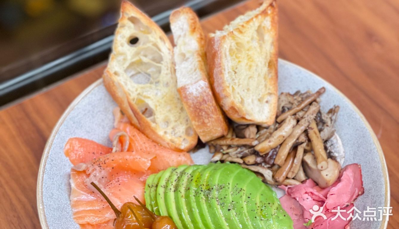 在氛围感十足theMARKETbyFABRIC吃BRUNCH