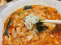 -二钢串叔麻辣烫(华龙大厦店)