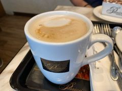 Flat&nbsp;white-Passion by Gerard Dubois