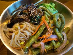 老妈拌饭-聚合鑫东北熏酱熟食麻辣面(长阳店)
