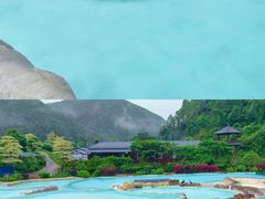 -十万大山布透温泉