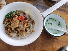 -牛八宝桂林米粉(八里庄店)