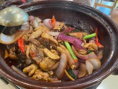 -胡须佬鸡煲四季火锅(龙珠大道店)