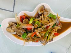 -覃记海鲜美食餐厅