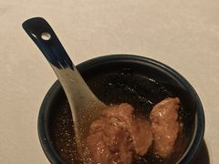 -八府香鸭·啫啫煲(华山路店)