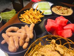 -沸炉重庆老火锅(军事博物馆店)