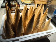 -芝小官毛肚火锅海鲜自助(苏州吴江区万宝店)
