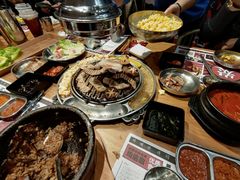 -青瓦炭韩潮烤肉(花园道店)