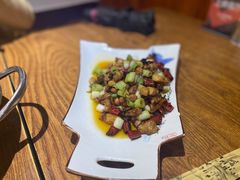 宫爆鸡丁-盐与味葱葱鲫鱼•自贡菜江湖菜(春熙店)