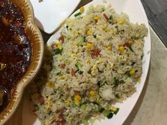 扬州炒饭大份-眷江南之小蓝鲸(王府大街店)