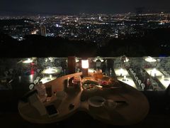 -草山夜未眠景观餐厅