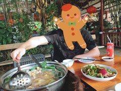 -万兴启丰椰子文化园餐厅