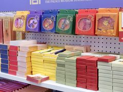 -燕莎奥特莱斯购物中心