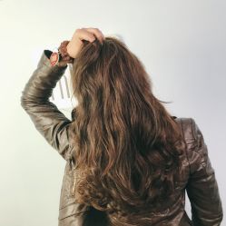 -FRIDAY星期五专业美发沙龙