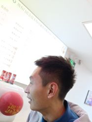 -米娜护肤造型