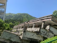 -四川汶川特大地震漩口中学遗址