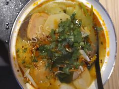 -小蛮椒麻辣烫·麻辣拌(静安店)