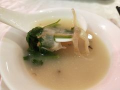 -御满江海鲜酒家(洛溪新城店)