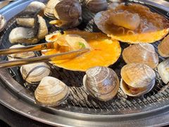 -围炉肉舍•炭烤活鳗•丹东海鲜烤肉(步行街店)