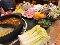 -沸炉重庆老火锅(军事博物馆店)