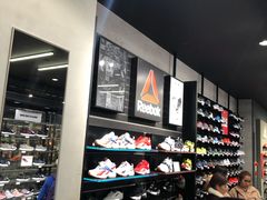 -ABC MART(心斎橋店)