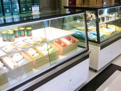 面包甜点陈列柜-安泊尔牛肉面(北滨河路店)