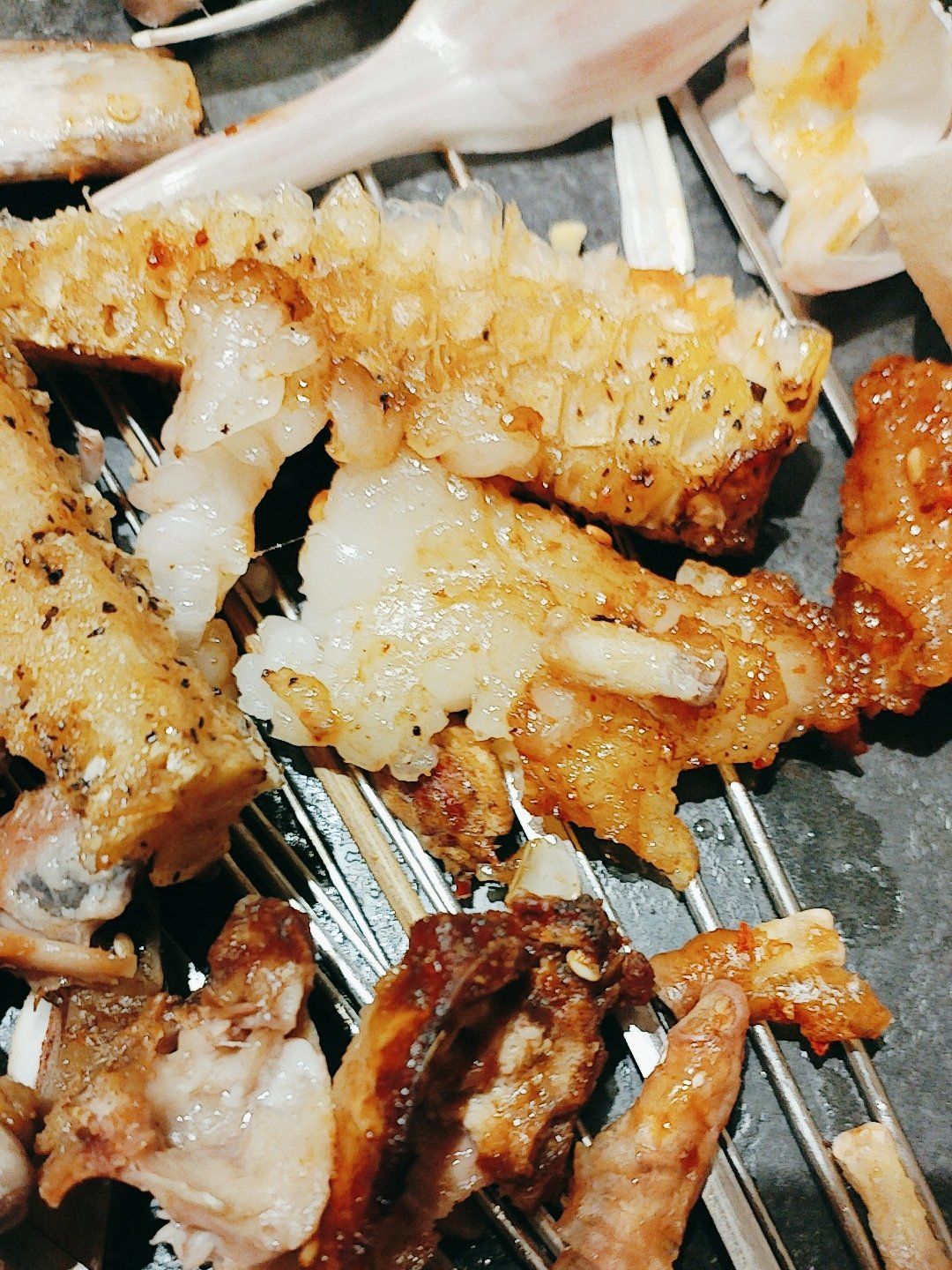 去小国凤爪烧烤,别点烤羊排,一份能有一斤肥肉