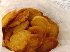 小蝴蝶酥-上海哈尔滨食品厂(淮海中路店)