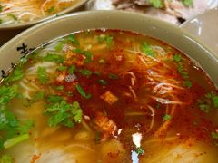 -亮亮面馆(经六路店)