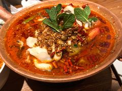 云南杨林酸菜鱼-云海肴·汽锅鸡·云南菜(美罗城店)