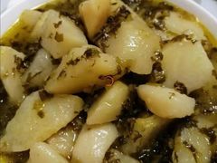 咸菜烧土豆-宝界普菲特湖畔酒店